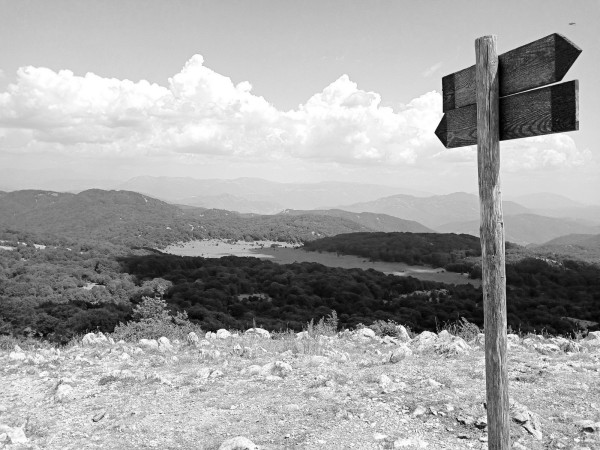 The big karstic meadow below Monte Gennaro