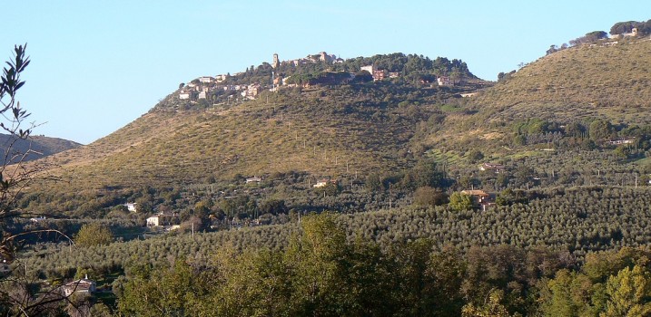 the hill where Fara Sabina is located