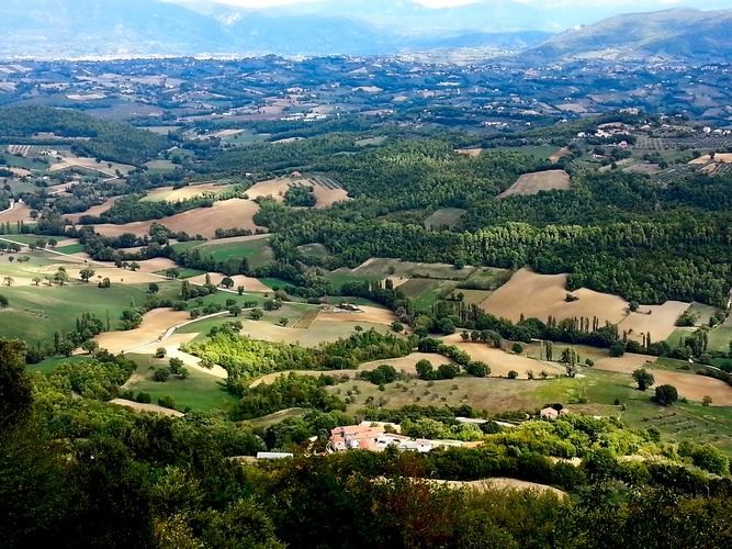 Il paesaggio mosaicato dell'Umbria ternana